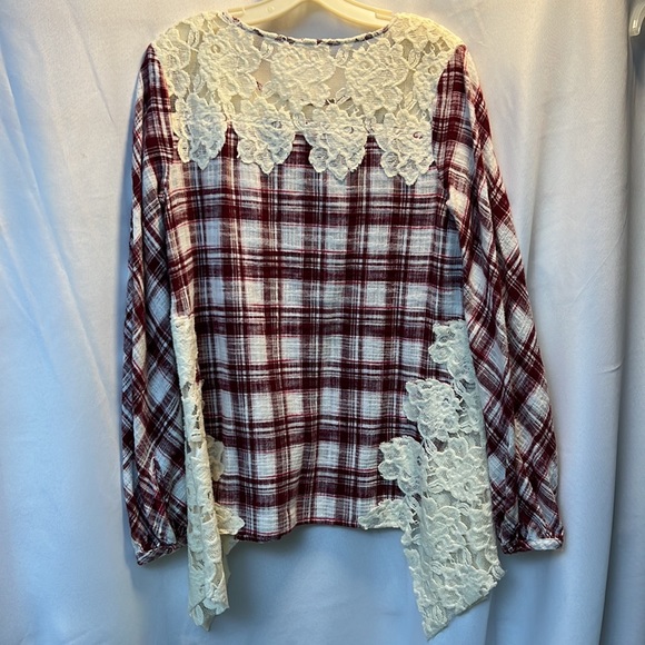 Plaid and Lace top - Picture 5 of 8
